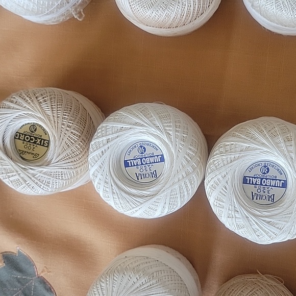 Bundle of variety crochet cotton - Picture 3 of 8